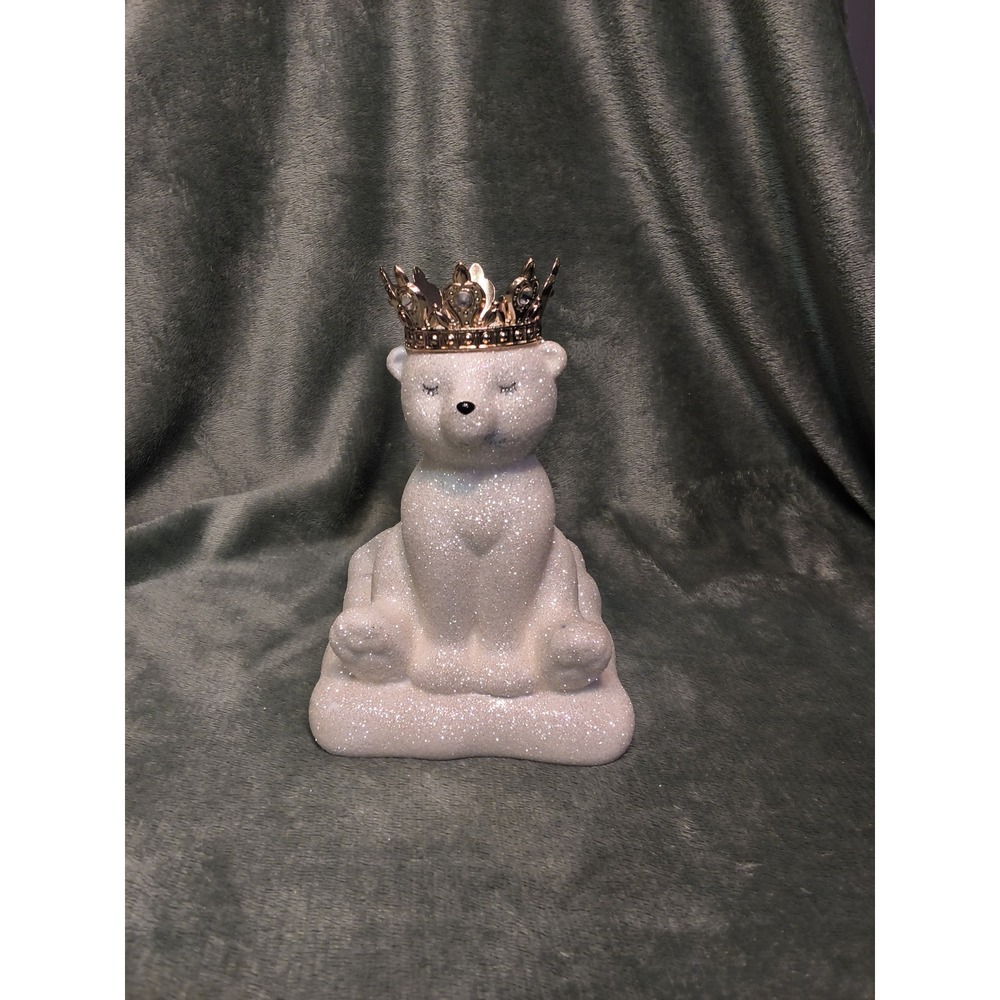 Bath and Body Works Polar Bear Crown Foaming Soap Holder Holiday Collector Piece